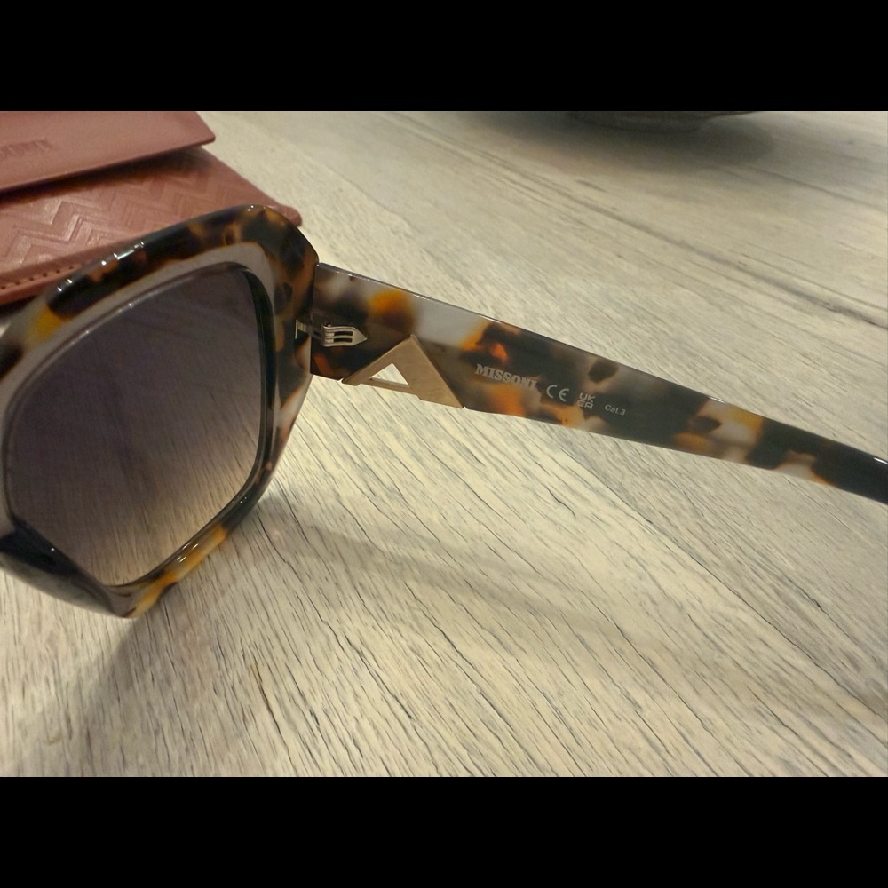 Missoni Moiga Sunglasses - Picture 4 of 9